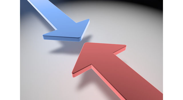 赤色と青色｜衝突｜矢印 - イラスト / 3Dレンダリング / 無料 / ダウンロード / 写真 / 3DCG