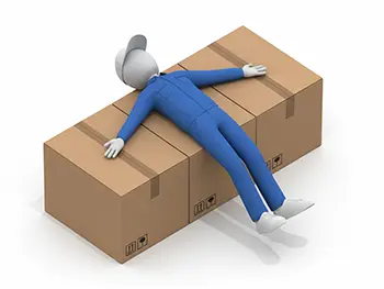 荷物の段ボールの上で疲れ果てて仰向けに寝ている作業員のイラスト