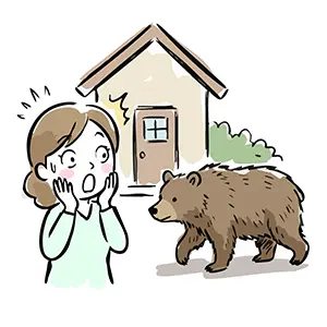 家の玄関ドアの前を歩く茶色の熊と、それを見て顔面蒼白で驚いている女性