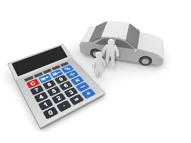 家族｜保険｜自動車｜計算 - 運転/あおり/ハンドル/ドライバー/危険/事故/イラスト/3Dレンダリング