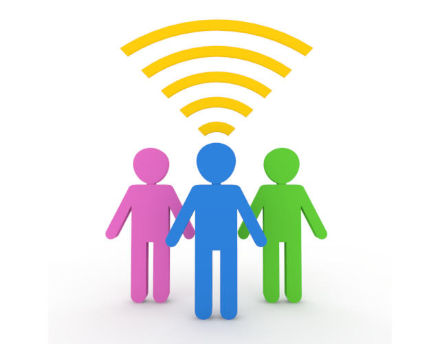 情報伝達 - スマホ / イラスト / アプリケーション / 写真 / フリー素材 / モバイル / フォト / サーバー / ネット